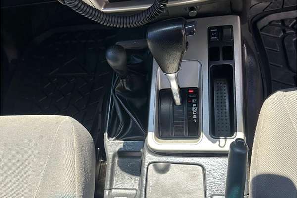 2007 Nissan Patrol DX GU 5