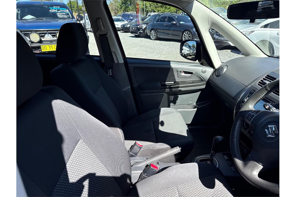 2014 Suzuki SX4 Crossover Navigator GYA