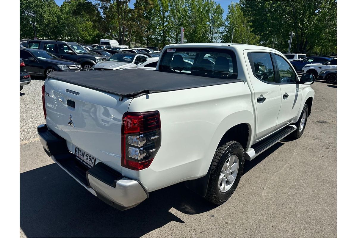 2022 Mitsubishi Triton GLX+ MR 4X4