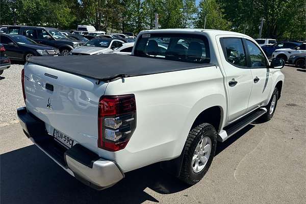 2022 Mitsubishi Triton GLX+ MR 4X4