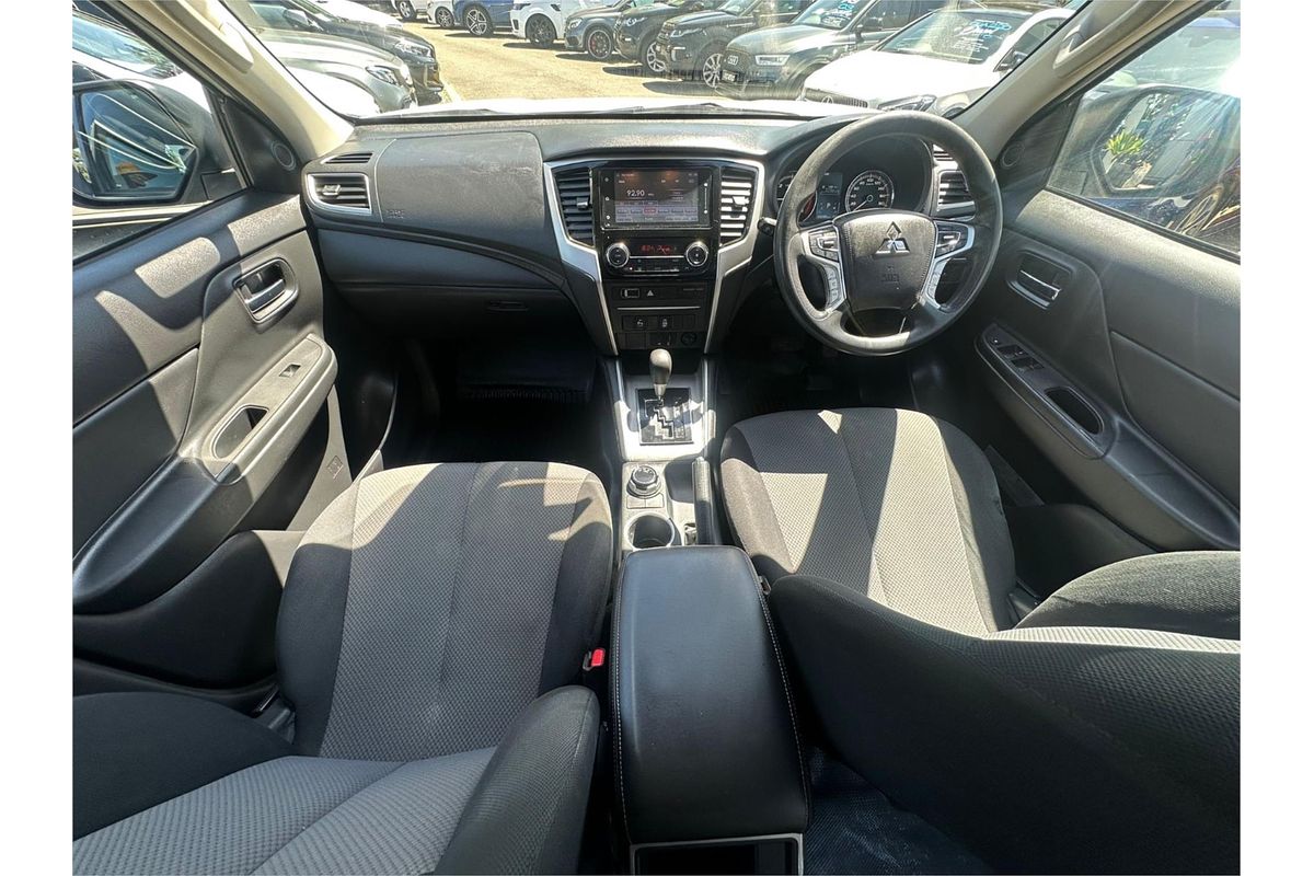 2022 Mitsubishi Triton GLX+ MR 4X4