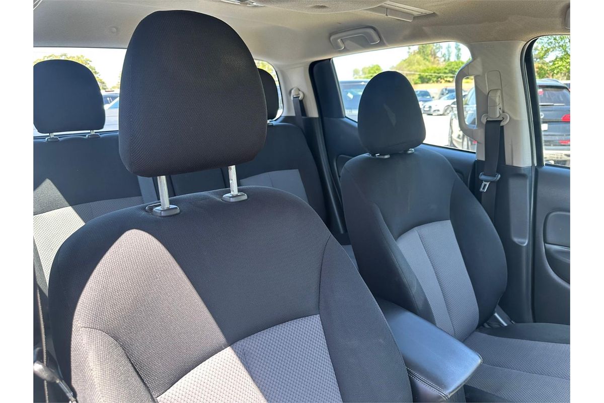 2022 Mitsubishi Triton GLX+ MR 4X4