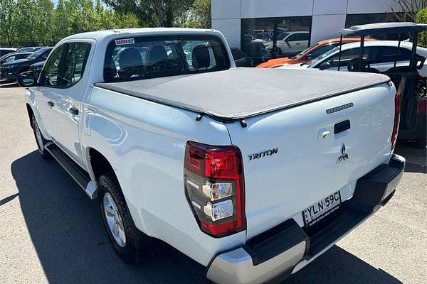 2022 Mitsubishi Triton GLX+ MR 4X4