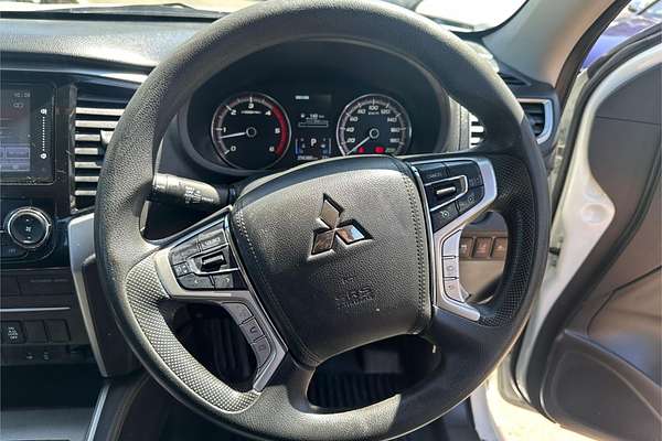 2022 Mitsubishi Triton GLX+ MR 4X4