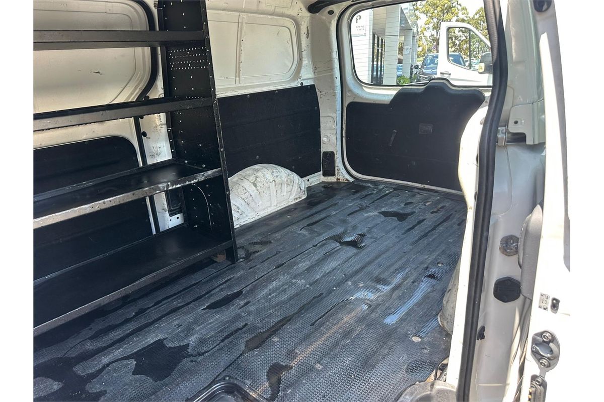 2015 Hyundai iLoad TQ2-V