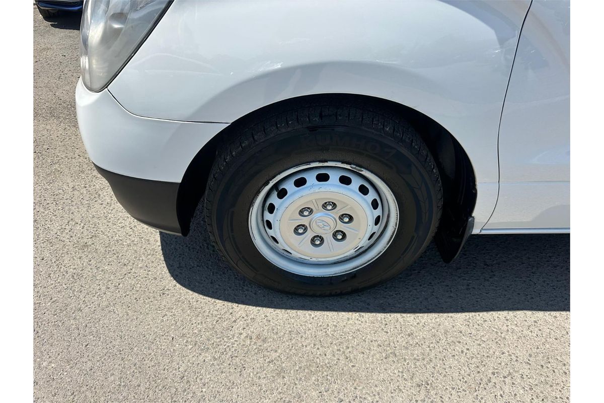 2015 Hyundai iLoad TQ2-V