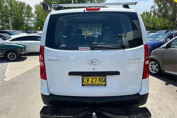 2015 Hyundai iLoad TQ2-V