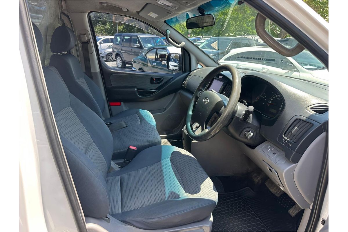 2015 Hyundai iLoad TQ2-V