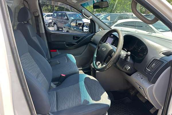 2015 Hyundai iLoad TQ2-V