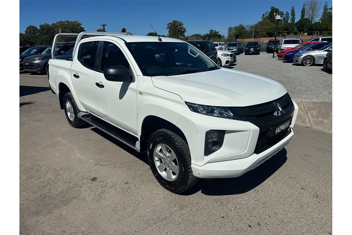 2021 Mitsubishi Triton GLX+ MR 4X4
