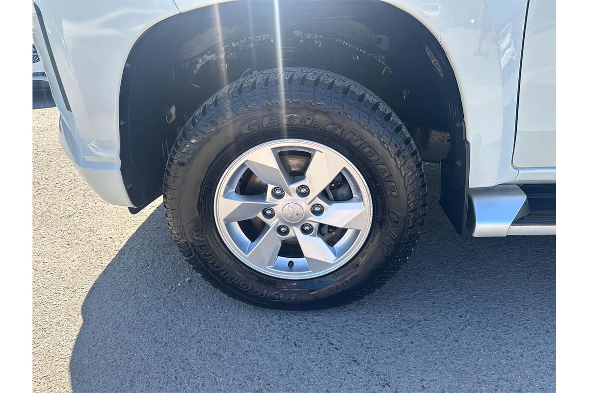 2021 Mitsubishi Triton GLX+ MR 4X4