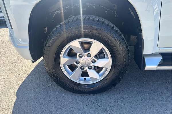 2021 Mitsubishi Triton GLX+ MR 4X4