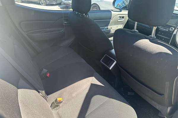 2021 Mitsubishi Triton GLX+ MR 4X4