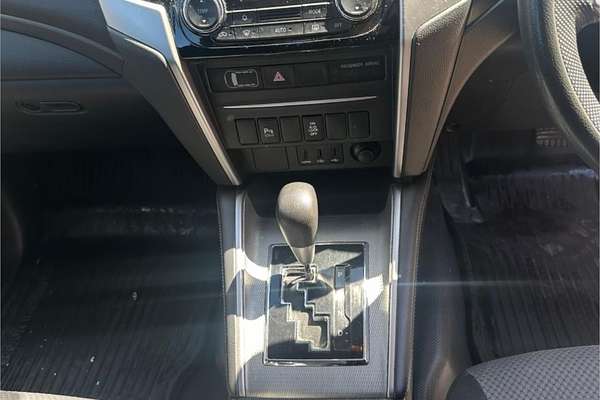 2021 Mitsubishi Triton GLX+ MR 4X4