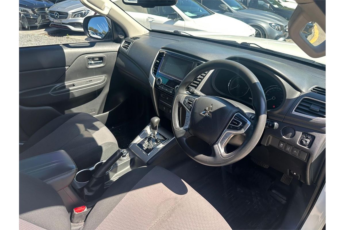 2021 Mitsubishi Triton GLX+ MR 4X4