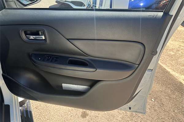 2021 Mitsubishi Triton GLX+ MR 4X4