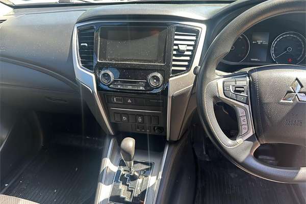 2021 Mitsubishi Triton GLX+ MR 4X4