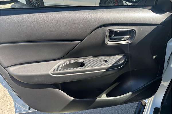 2021 Mitsubishi Triton GLX+ MR 4X4