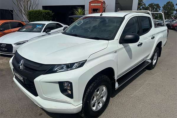 2019 Mitsubishi Triton GLX+ MR 4X4