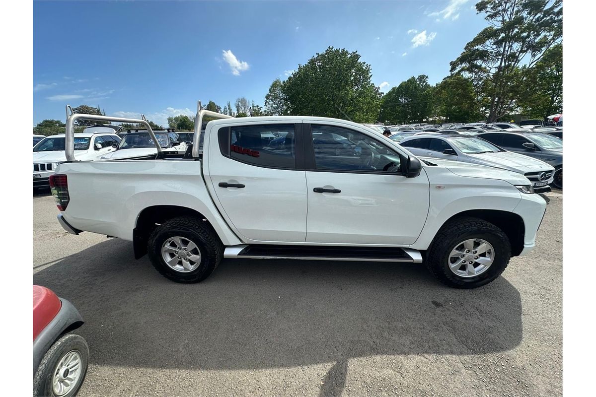 2019 Mitsubishi Triton GLX+ MR 4X4