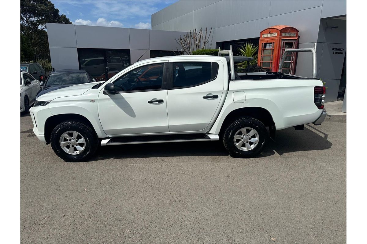 2019 Mitsubishi Triton GLX+ MR 4X4