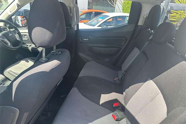 2019 Mitsubishi Triton GLX+ MR 4X4