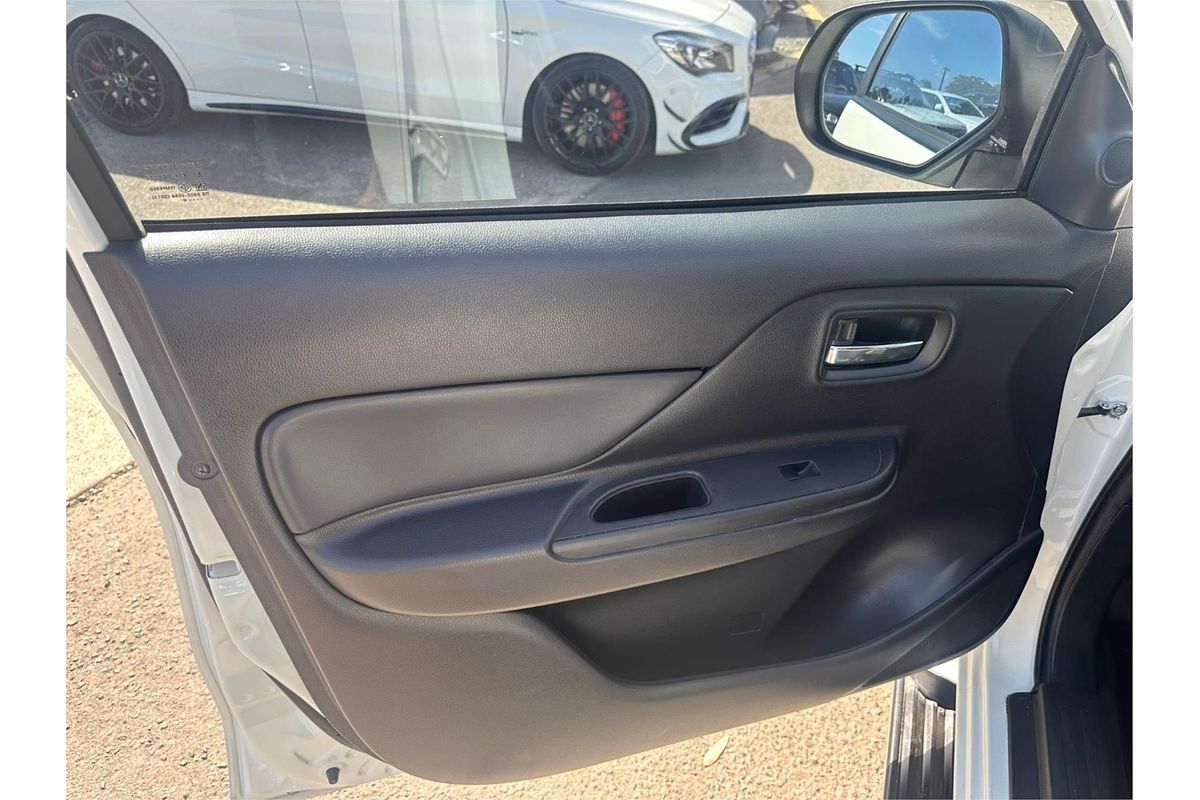 2019 Mitsubishi Triton GLX+ MR 4X4