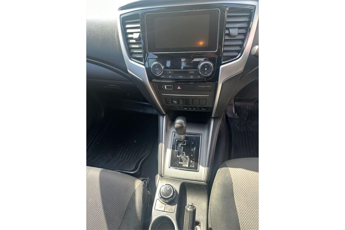 2019 Mitsubishi Triton GLX+ MR 4X4