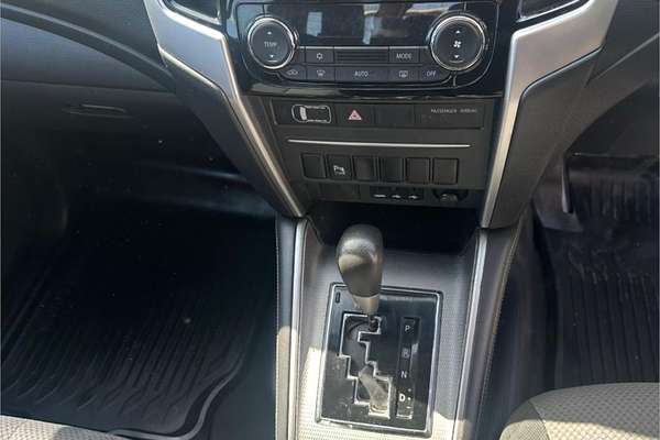 2019 Mitsubishi Triton GLX+ MR 4X4