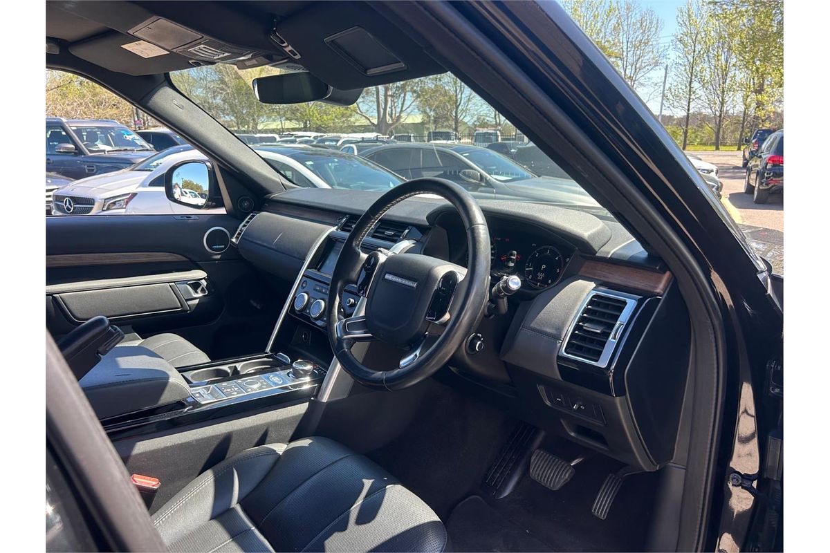 2020 Land Rover Discovery SD6 HSE Series 5