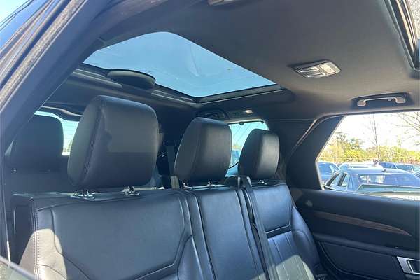 2020 Land Rover Discovery SD6 HSE Series 5