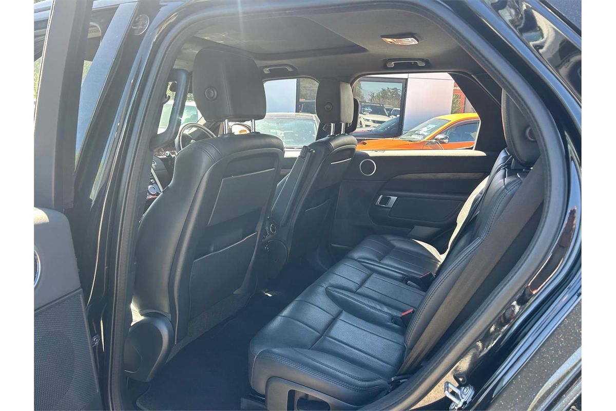 2020 Land Rover Discovery SD6 HSE Series 5