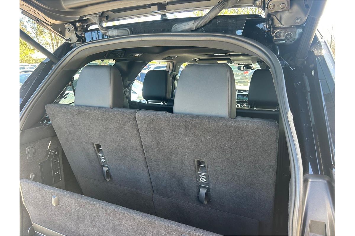 2020 Land Rover Discovery SD6 HSE Series 5