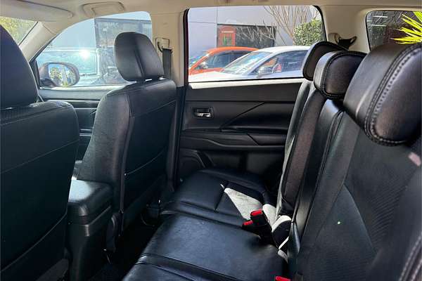 2017 Mitsubishi Outlander Exceed ZK