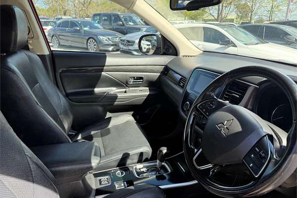 2017 Mitsubishi Outlander Exceed ZK