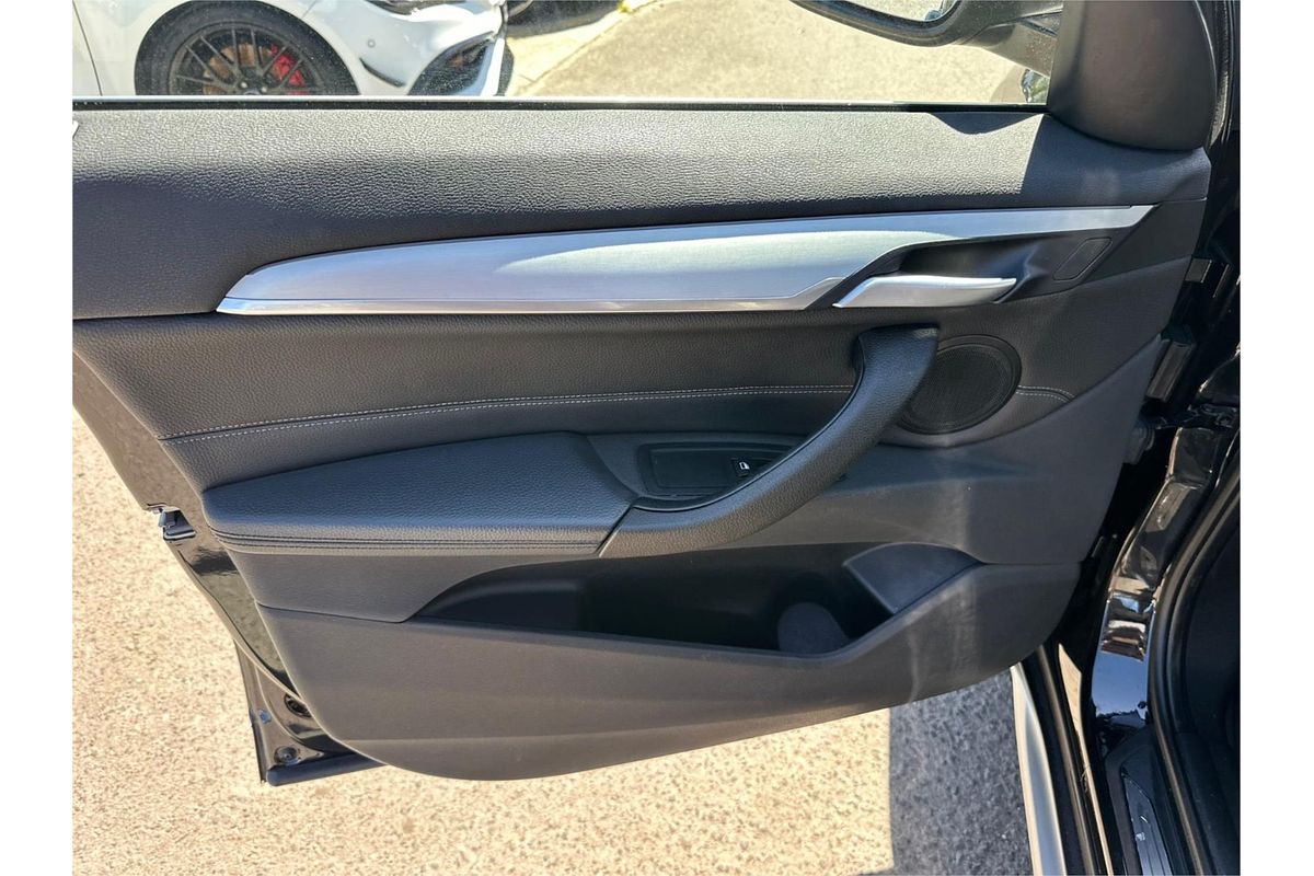 2017 BMW X1 sDrive18d F48