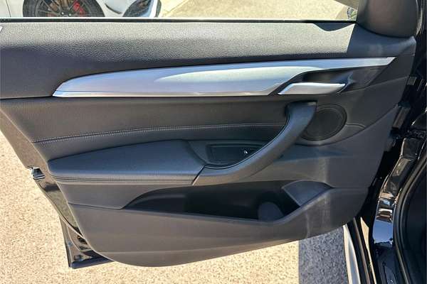 2017 BMW X1 sDrive18d F48