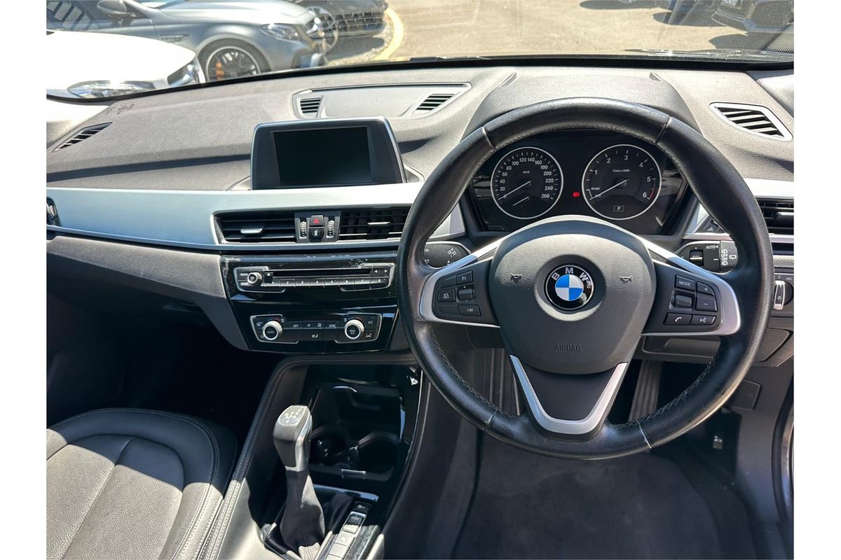 2017 BMW X1 sDrive18d F48