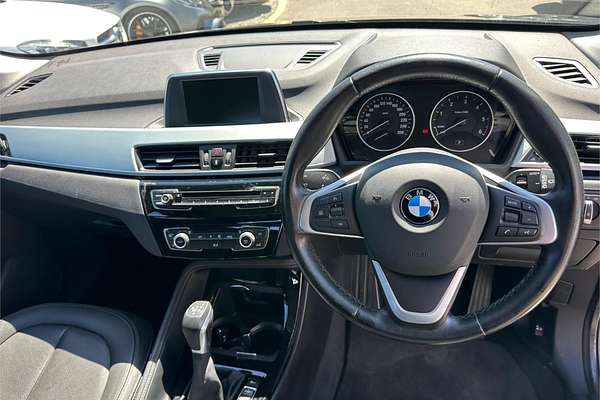 2017 BMW X1 sDrive18d F48