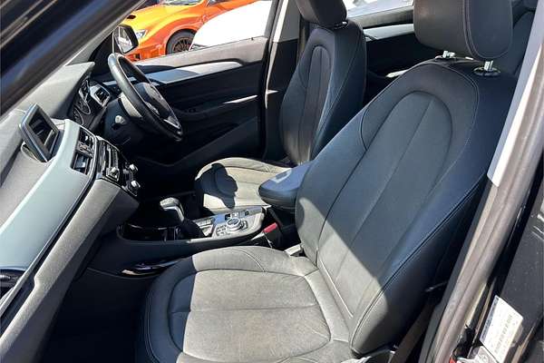 2017 BMW X1 sDrive18d F48