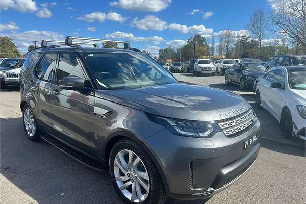 2017 Land Rover Discovery TD6 First Edition Series 5