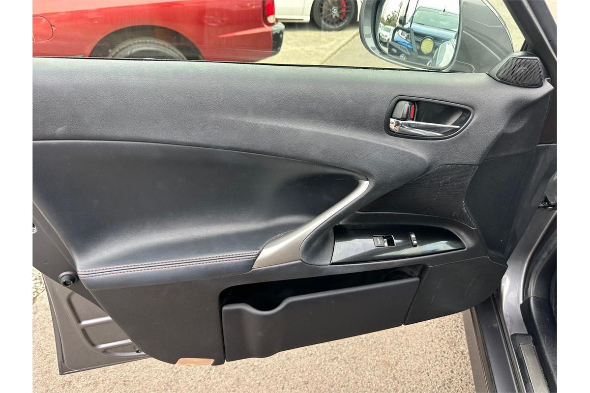 2013 Lexus IS PRESTIGE GSE20R MY11