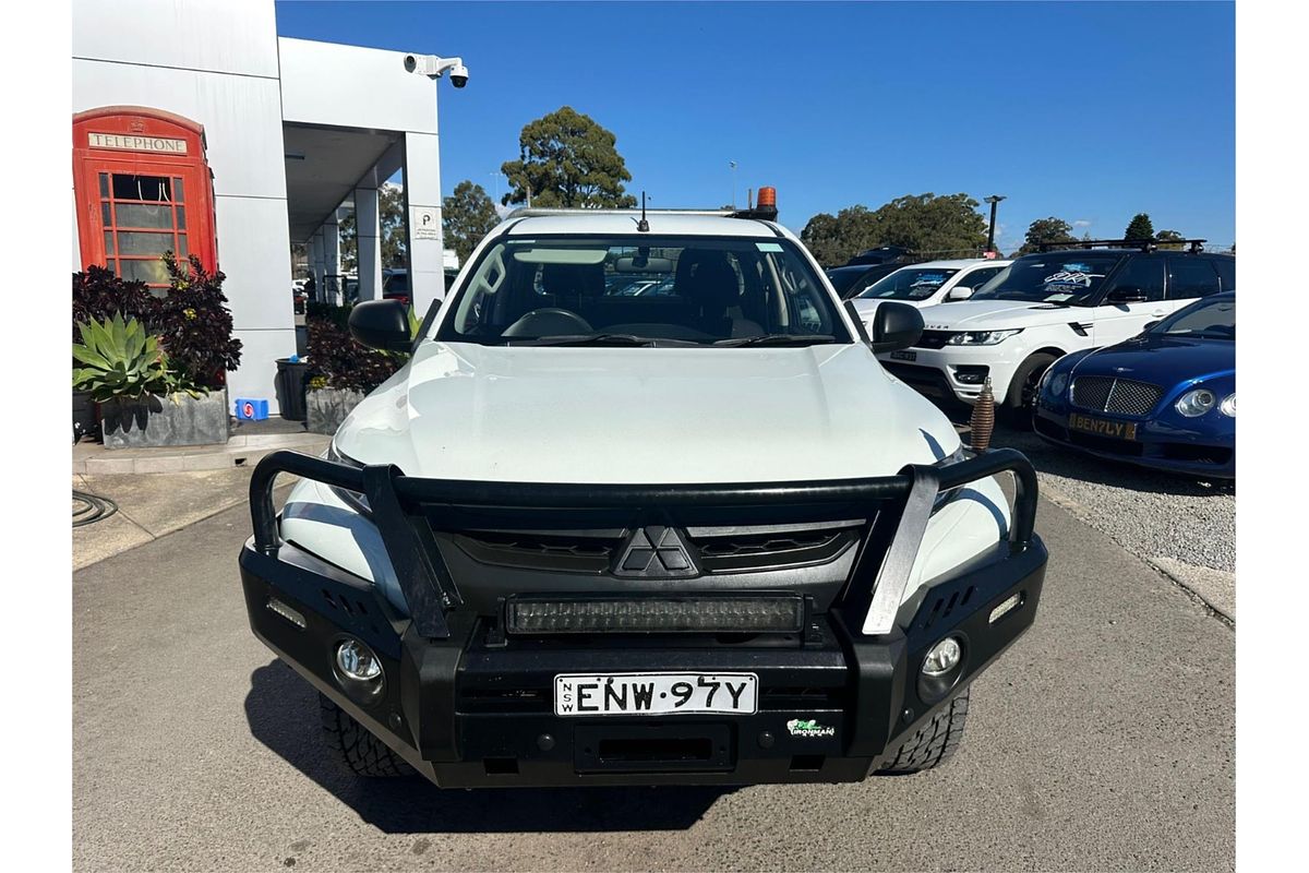2021 Mitsubishi Triton GLX MR 4X4