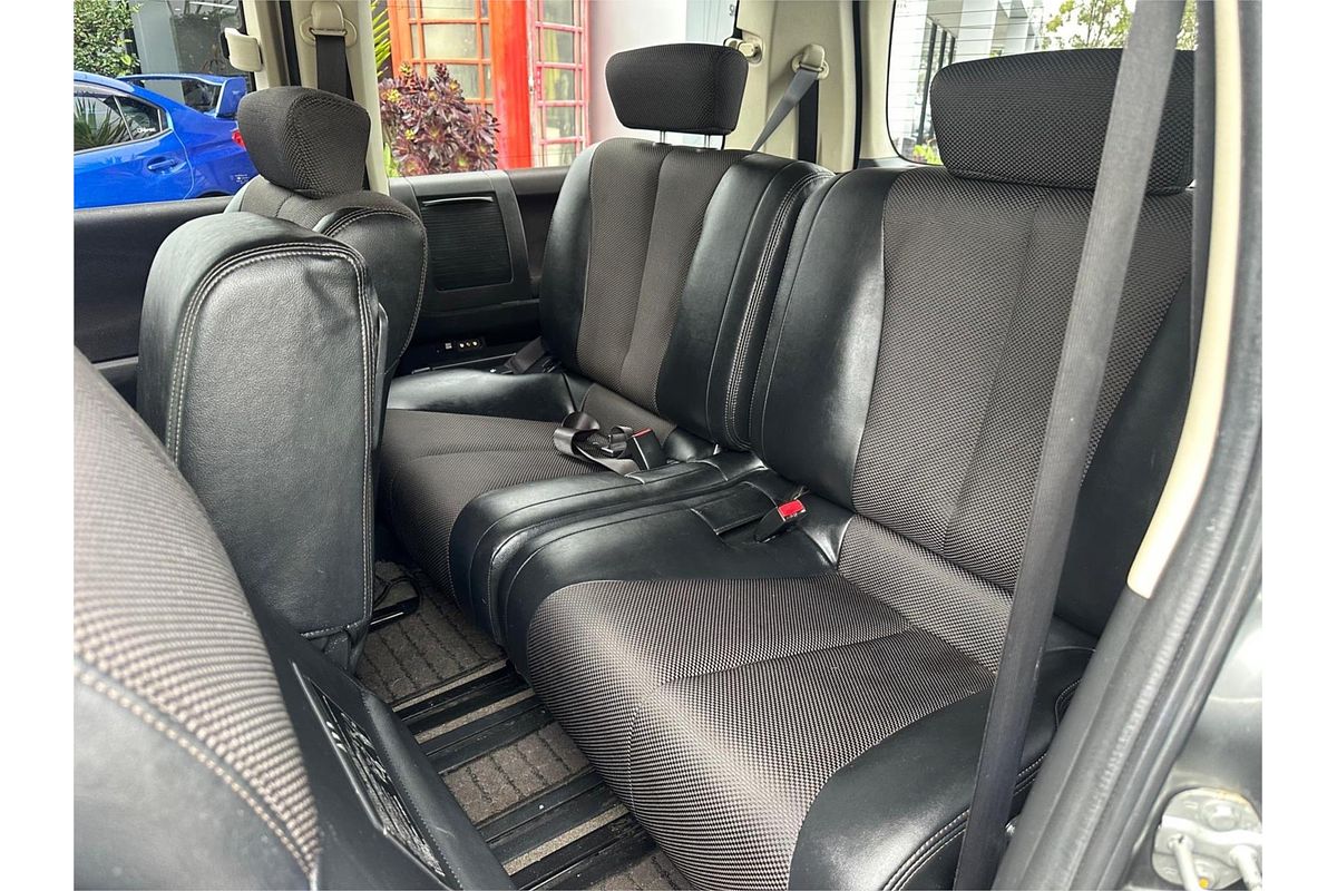 2005 Nissan Elgrand Highwaystar NE51