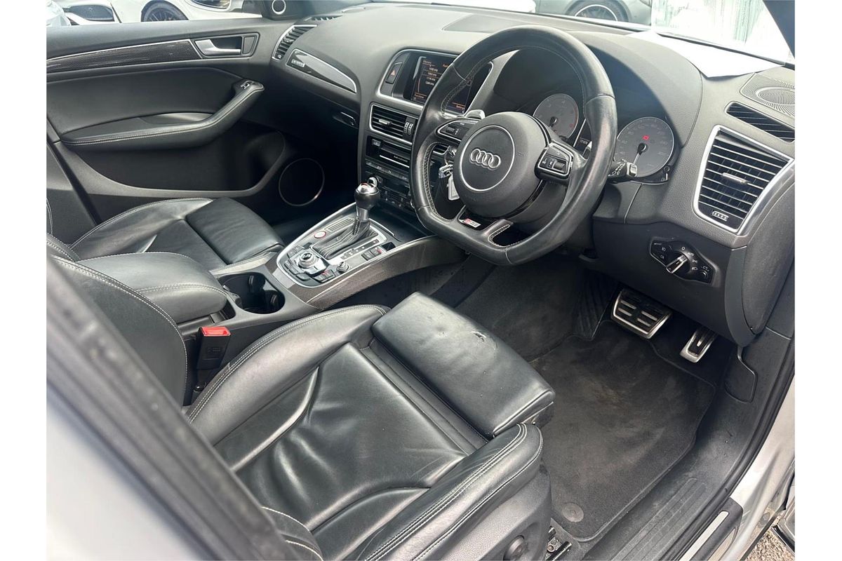 2014 Audi SQ5 TDI 8R