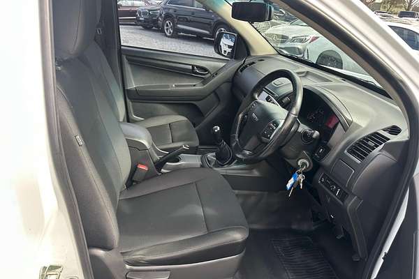 2017 Isuzu D-MAX SX (4x2) TF MY17 REAR WHEEL DRIVE