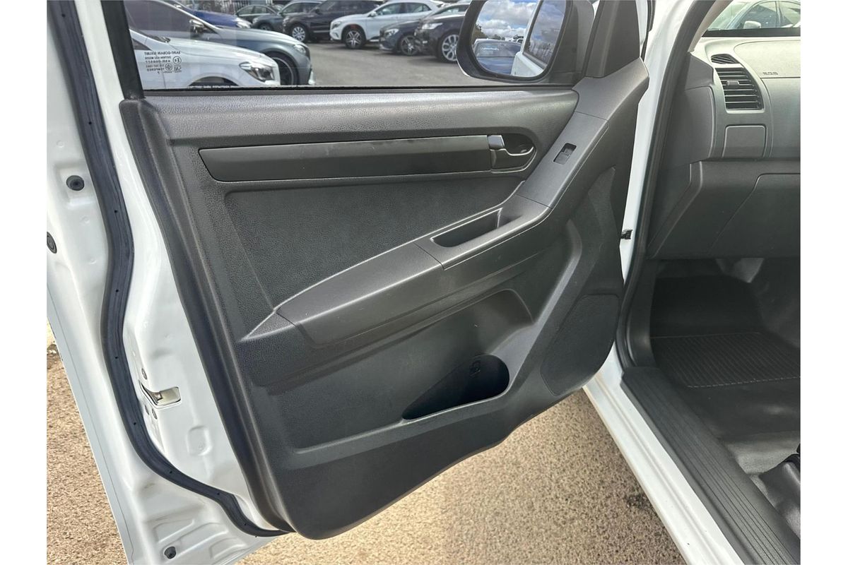 2017 Isuzu D-MAX SX (4x2) TF MY17 REAR WHEEL DRIVE