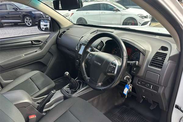 2017 Isuzu D-MAX SX (4x2) TF MY17 REAR WHEEL DRIVE
