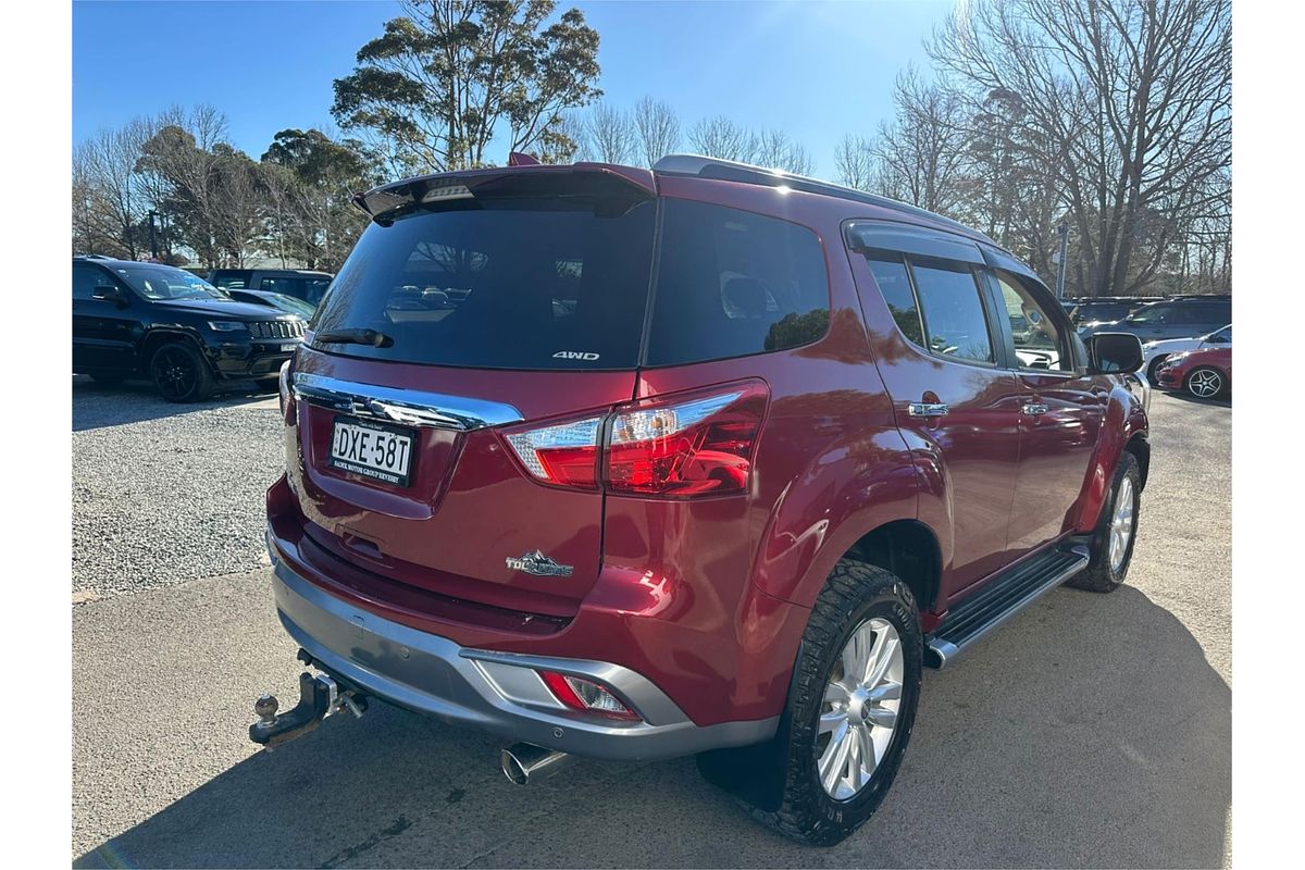 2018 Isuzu MU-X LS-T