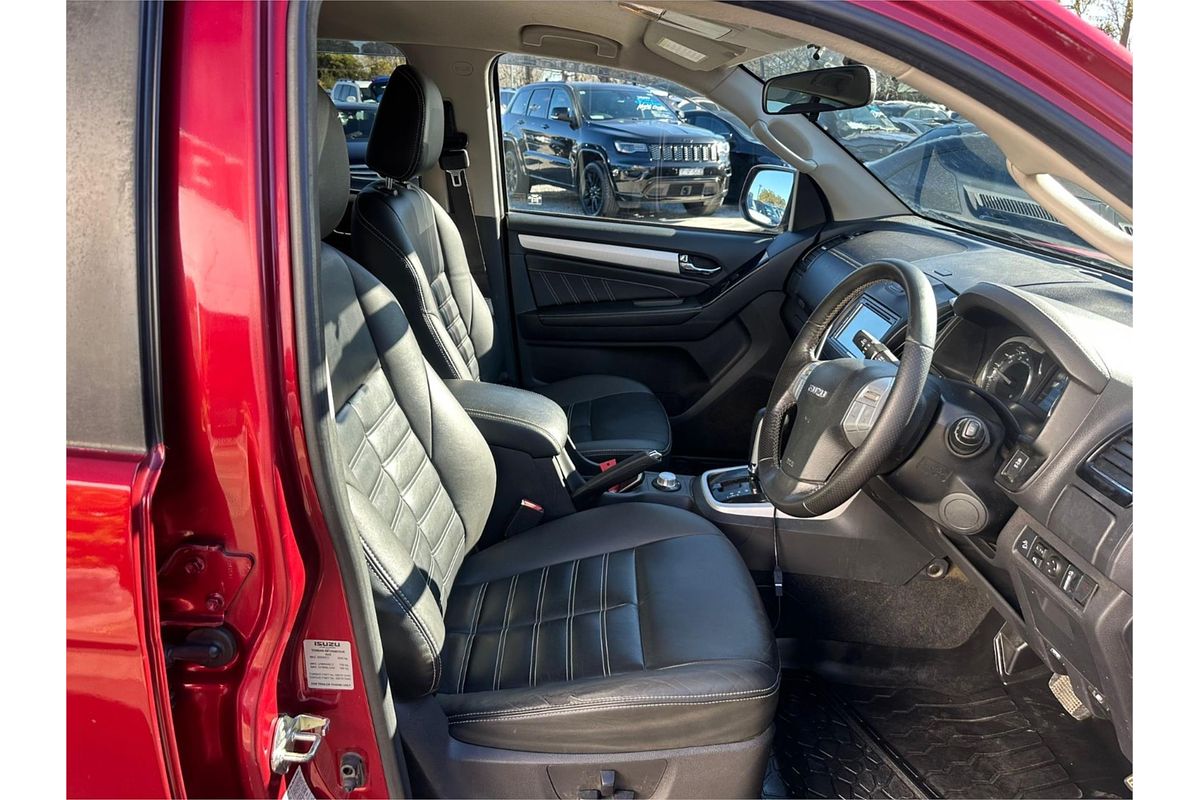 2018 Isuzu MU-X LS-T